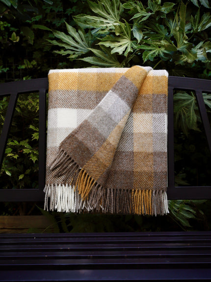 Plaid Woodale Gold